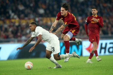 Roma, İtalya 03.11.2022: Ludogorestlerden Rick Jhonatan, Roma 'daki Olimpiyat Stadyumu' nda AS Roman Ludogorets 'e karşı Ludogorets arasındaki futbol karşılaşması, Avrupa Uefa Ligi 2022-2023 C Grubu sırasında faaliyet gösteren Roman Nicolo Zaniolo..