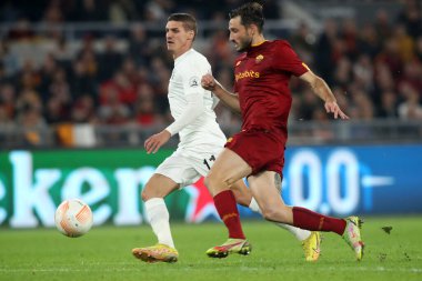 Roma, İtalya 03.11.2022: Ludogorestlerden Kiril Despodov, Avrupa Uefa Ligi 2022-2023 C Grubu, 6. gün, Roma 'daki Olimpiyat Stadyumu' nda AS Roman Ludogorets 'e karşı Ludogorets arasındaki futbol karşılaşması sırasında Bryan Cristante görev başında.