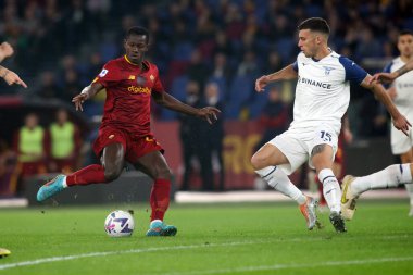 Roma, İtalya 06.11.2022: Roma 'dan Mady Camara, İtalya Serie A şampiyonluk maçı sırasında Lazio Kasabı, İtalya' nın başkenti Roma 'da oynanan SS Lazio karşılaşmasında görev aldı..