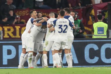 Roma, İtalya 06.11.2022: Lazio 'lu Anderson ilk golü attı ve İtalya Serie A şampiyonluk maçında AS Roma-SS Lazio karşılaşmasını İtalya' nın başkenti Roma 'da 06 Kasım 2022' de kutladı..