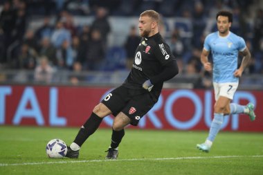 Roma, İtalya 10.11.2022: Michele Di Gregorio (Monza) İtalya şampiyonası Serie A, futbol maçı sırasında, 10 Kasım 2022 tarihinde Roma 'da yapılan Stadio Olimpico' da SS Lazio ile Monza arasındaki maçta görev aldı..