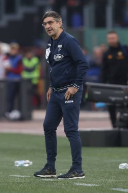 Roma, İtalya 13.11.2022: İvan Juriç 'in Torino teknik direktörü AS Roma ile FC Torino arasında İtalya' nın başkenti Roma 'daki Stadio Olimpico' da oynanan Serie A karşılaşması sırasında görev başında.
