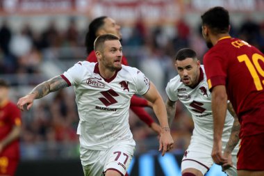 Roma, İtalya 13.11.2022: Torino 'dan Linetty Karol 0-1' lik golü attı ve AS Roman ve FC Torino arasında İtalya 'nın Stadio Olimpico kentinde oynanan Serie A karşılaşmasını kutluyor..