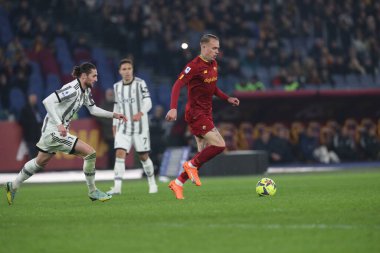 Roma, İtalya 05.03.2023: Serie A futbol karşılaşması sırasında AS Roma FC Juventus Torino ile Olimpiyat Stadyumu 'nda 05.2023 Mart' ında İtalya 'nın başkenti Roma' da oynanmıştır.