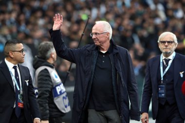 Roma, İtalya 19.03.2023: SVEN GORAN ERIKSON Serie A Şampiyonası öncesinde Lazio taraftarlarını selamladı, SS Lazio ile AS Roma arasındaki futbol maçı Roma, İtalya 'daki Stadio Olimpico' da.