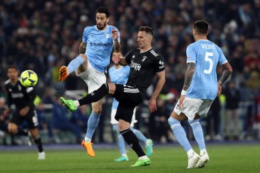 Roma, İtalya 08.04.2023: Luis Alberto (Lazio), Aakadiusz Milik (Juventus) Serie A 2022 / 2023 şampiyonluk maçında, 29 gün içinde, İtalya 'nın Roma kentinde bulunan Olimpiyat stadyumunda SS Lazio FC Juventus Torino' ya karşı..
