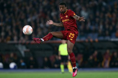 Roma, İtalya 20.04.2023: Feyenoord 'lu Mo Taabouni Uefa Avrupa Ligi 2023 futbol maçı, çeyrek final, AS Roman Feyenoord' a karşı Roma, İtalya 'daki Olimpiyat stadyumunda mücadele ediyor..