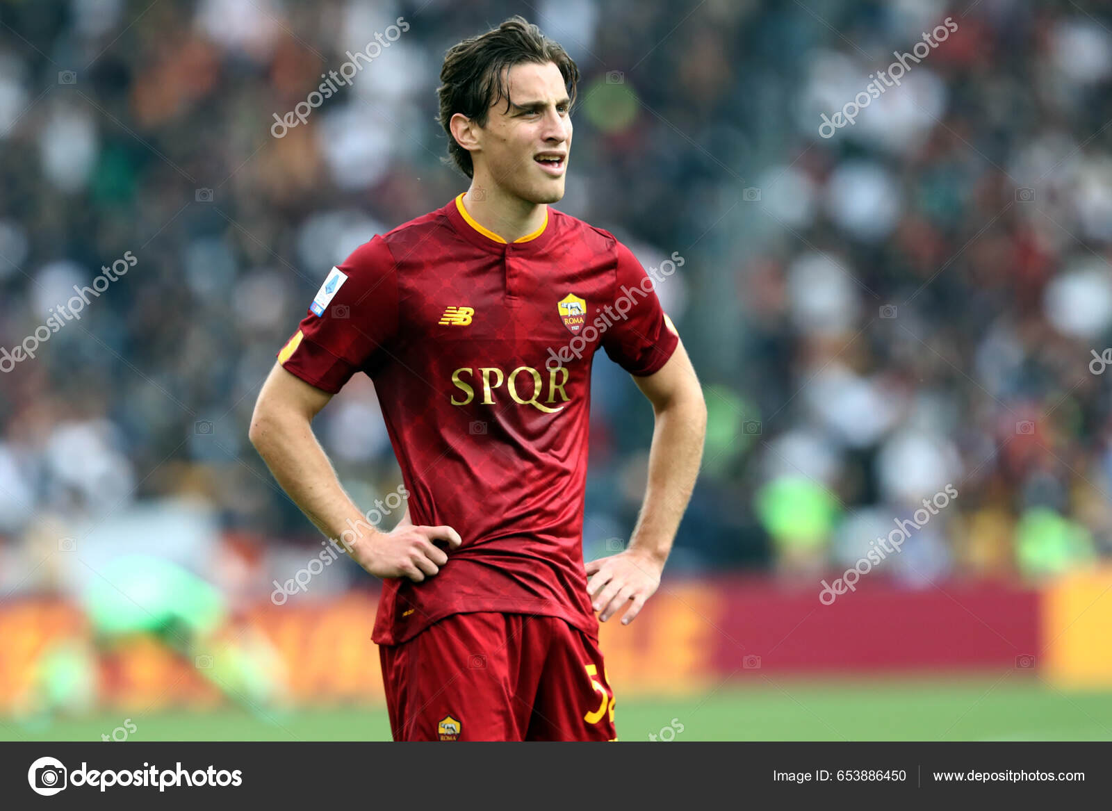 Roma Itália 2023 Edoardo Bove Roma Ação Durante Jogo Futebol — Fotografia  de Stock Editorial © m.iacobucci.tiscali.it #653886450