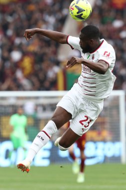 Roma, İtalya 29.04.2023: Tomori (Milan) Serie A 2022 / 2023 futbol karşılaşması sırasında, 32. gün, AS ROMA ile AC MILAN arasındaki Roma Olimpiyat Stadyumu, İtalya.