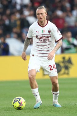 Roma, İtalya 29.04.2023: Simon Kjaer (Milan) Serie A 2022 / 2023 futbol karşılaşması sırasında, 32. gün, AS ROMA ile AC MILAN arasında İtalya 'nın başkenti Roma' daki Olimpiyat stadyumunda oynanan karşılaşma.