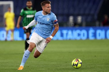 Roma, İtalya 03.05.2023: Ciro Immobile (Lazio) Serie A 2022 / 2023 futbol karşılaşması sırasında, SS Lazio ile Sassuolo arasında İtalya 'nın başkenti Roma' daki Olimpiyat Stadyumu 'nda oynanan karşılaşma..