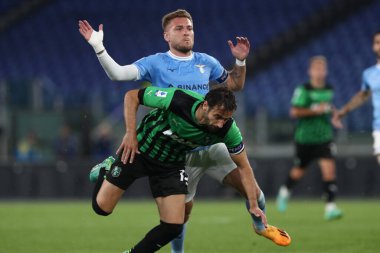 Roma, İtalya 03.05.2023: Ciro Immobile (Lazio), G.FERRARI (SASS) Serie A 2022 / 2023 futbol karşılaşması sırasında, SS Lazio 'nun Sassuolo' ya karşı Roma Olimpiyat Stadyumu 'nda oynadığı 33..