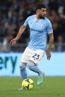 Roma, İtalya 03.05.2023: Elseid Hysaj (Lazio) Serie A 2022 / 2023 futbol karşılaşması sırasında, SS Lazio ile Sassuolo arasında İtalya 'nın başkenti Roma' daki Olimpiyat Stadyumu 'nda oynanan karşılaşma..