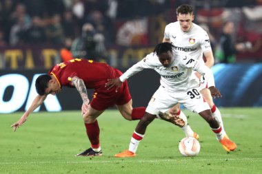 Roma, İtalya 11.05.2023: UEFA EUROPA LEAGUE 2022 / 2023 tarihinde, yarı final maçında AS Romanlar Bayer 04 Leverkusen 'e karşı Roma, İtalya' daki Olimpiyat stadyumunda.
