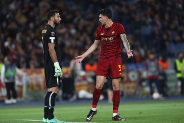 Roma, İtalya 11.05.2023: UEFA EUROPA LEAGUE 2022 / 2023 tarihinde, yarı final maçında AS Romanlar Bayer 04 Leverkusen 'e karşı Roma, İtalya' daki Olimpiyat stadyumunda.