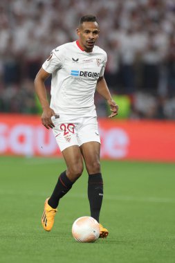 Budapeşte, Macaristan: 31.05.2023: Sevilla 'lı Fernando, Hungar' daki Puskas Arena 'da Sevilla FC ile AS Romanlar arasında oynanan 2023 Avrupa Ligi Finali karşılaşmasında harekete geçti