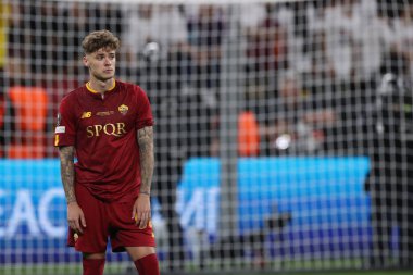 Budapeşte, Macaristan: 31.05.2023: Hungar 'daki Puskas Arena' da Sevilla FC ile AS Romanlar arasında oynanan final Avrupa Ligi 2023 karşılaşmasında Nicola Zalewski 'yi hayal kırıklığına uğratmak