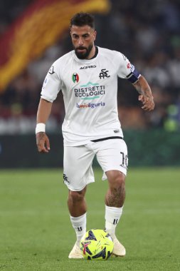 Roma, İtalya 4.06.2023: Serie A 2022 / 2023 futbol karşılaşması sırasında Spezia Verde, AS Roma ile Spezia Calcio 2008 arasında İtalya 'nın başkenti Roma' daki Olimpiyat Stadyumu 'nda oynanan karşılaşma..