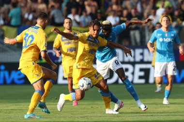 Frosinone, İtalya 19.08.2023: İtalya Serie A 2023 / 2024 futbol maçının 1. gününde Frosinone ile Napoli Calcio arasında Frosinone, İtalya 'daki Benito Stirpe Stadyumu' nda maç var..