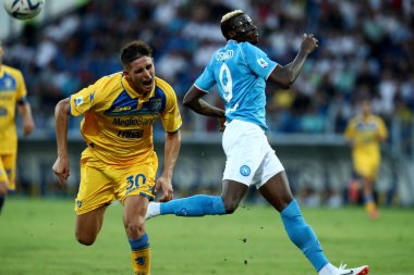 Frosinone, İtalya 19.08.2023: İtalya Serie A 2023 / 2024 futbol maçının 1. gününde Frosinone ile Napoli Calcio arasında Frosinone, İtalya 'daki Benito Stirpe Stadyumu' nda maç var..
