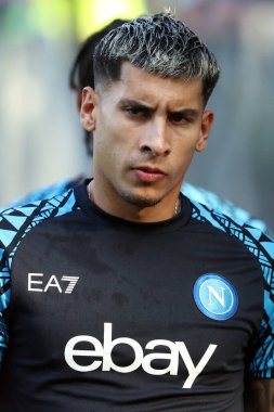 Frosinone, İtalya 19.08.2023: Napoli 'li Mathias Olivera İtalya Serie A 2023 / 2024 futbol maçının 1. gününden önce Frosinone ve Napoli Calcio arasında İtalya' nın Frosinone kentinde Benito Stirpe Stadyumu 'nda ısındı..