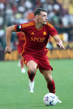 Roma, İtalya 20.08.2023: İtalyan Andrea Belotti İtalya Serie A TIM 2023-2024 futbol karşılaşmasında Roma 'daki Olimpiyat Stadyumu' nda AS Romanlar Salernitana 'ya karşı oynuyor..