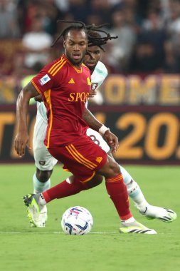 Roma, İtalya 20.08.2023: Roma 'daki Olimpiyat Stadyumu' nda AS Romanlar ve Salernitana arasında oynanan İtalya Serie A TIM 2023-2024 futbol karşılaşması sırasında Renato Sanches of Roman eylemde.