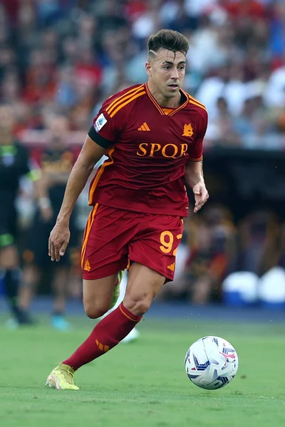 Roma, İtalya 20.08.2023: Roma 'dan Stephan El Shaarawy İtalya Serie A TIM 2023-2024 futbol karşılaşmasının 1. gününde Roma' daki Olimpiyat Stadyumu 'nda AS Romanlar Salernitana' ya karşı oynuyor..