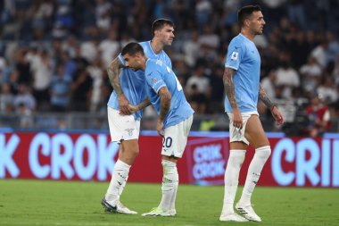 Roma, İtalya 27.08.2023: İtalya Serie A TIM 2023-2024 futbol karşılaşmasının 2. gününde Lazio 'nun Cenova CFC' ye karşı Roma Olimpiyat Stadyumu 'nda oynadığı karşılaşmada Lazio oyuncularını mağlup ettiği için hayal kırıklığına uğrattı..