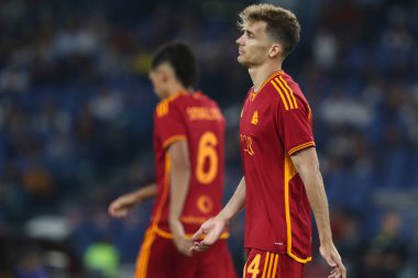 Roma, İtalya 01.09.2023: Milan 'ın İtalya Serie A TIM 2023-2024 futbol maçında Roma Olimpiyat Stadyumu' nda AS Roma - AC Milan maçı arasında attığı gol sonrasında Diego Llorente 'yi hayal kırıklığına uğrattı..