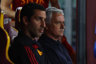 Roma, İtalya 17.09.2023: Jose Mourinho İtalya Serie A TIM 2023-2024 futbol karşılaşması sırasında Roma Olimpiyat Stadyumu 'nda AS Roman - Empoli FC arasındaki Roma teknik direktörü.