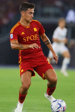Roma, İtalya 17.09.2023: İtalyan Paulo Dybala İtalya Serie A TIM 2023-2024 futbol karşılaşması sırasında Roma 'daki Olimpiyat Stadyumu' nda AS Romanlar ve Empoli FC karşı karşıya geldi..