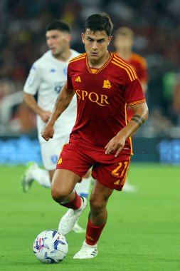 Roma, İtalya 17.09.2023: İtalyan Paulo Dybala İtalya Serie A TIM 2023-2024 futbol karşılaşması sırasında Roma 'daki Olimpiyat Stadyumu' nda AS Romanlar ve Empoli FC karşı karşıya geldi..