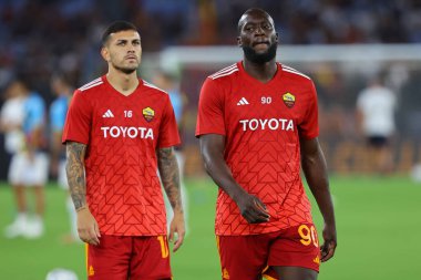 Roma, İtalya 17.09.2023: Roma 'dan Romelu Lukaku İtalya Serie A TIM 2023-2024 futbol karşılaşması öncesinde Roma Olimpiyat Stadyumu' nda AS Roman - Empoli FC arasındaki ısınma turunda görülüyor..