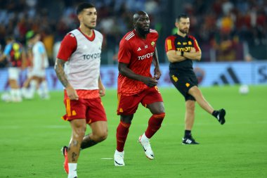 Roma, İtalya 17.09.2023: Roma 'dan Romelu Lukaku İtalya Serie A TIM 2023-2024 futbol karşılaşması öncesinde Roma Olimpiyat Stadyumu' nda AS Roman - Empoli FC arasındaki ısınma turunda görülüyor..