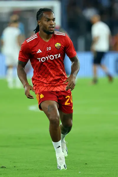 Roma, İtalya 17.09.2023: İtalya Serie A TIM 2023-2024 futbol karşılaşması öncesinde Roma 'da Roma Olimpiyat Stadyumu' nda AS Roman - Empoli FC arasındaki ısınma turunda Renato Sanches of Roman.