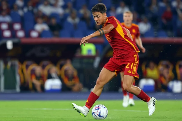 Roma, İtalya 17.09.2023: İtalyan Paulo Dybala İtalya Serie A TIM 2023-2024 futbol karşılaşması sırasında Roma 'daki Olimpiyat Stadyumu' nda AS Romanlar ve Empoli FC karşı karşıya geldi..