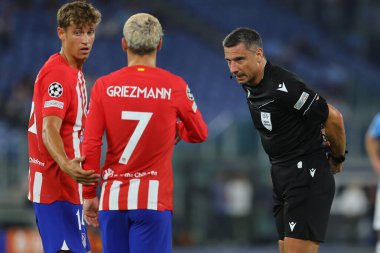 Roma, İtalya 19.09.2023: Hakem Slav Vinciç Uefa Şampiyonlar Ligi 2023-2024, E grubu, SS Lazio ile Atletico de Madrid arasında Roma Olimpiyat Stadyumu 'nda oynanan karşılaşmada..
