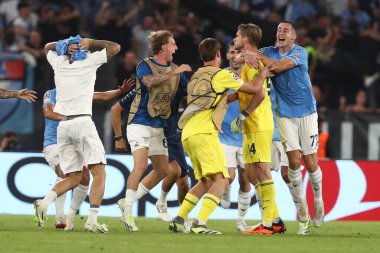 Roma, İtalya 19.09.2023: Lazio kalecisi Ivan Provedel golü attı ve Uefa Şampiyonlar Ligi 2023-2024, E grubu ile Roma Olimpiyat Stadyumu 'nda SS Lazio ve Atletico de Madrid arasında kutladı..