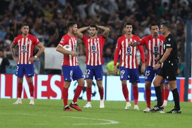 Roma, İtalya 19.09.2023: Uefa Şampiyonlar Ligi 2023-2024 futbol takımı E grubu, SS Lazio ile Atletico de Madrid arasında Roma Olimpiyat Stadyumu 'nda oynanan karşılaşma sonrasında Atletico oyuncularını hayal kırıklığına uğrattı..