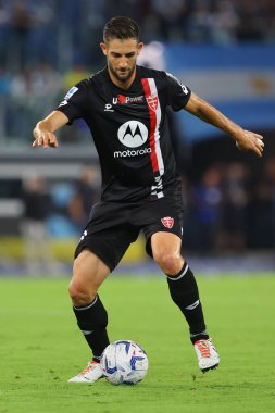 Roma, İtalya 23.09.2023: Monza 'dan Roberto Gagliardini İtalya Serie A TIM 2023-2024 5 futbol karşılaşmasında SS Lazio ile AC Monza arasında Roma Olimpiyat Stadyumu' nda oynanan karşılaşma.