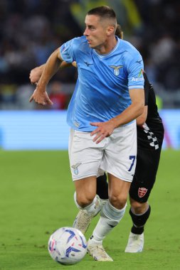 Roma, İtalya 23.09.2023: Lazio 'lu Adam Marusiç, İtalya Serie A TIM 2023-2024 5 futbol karşılaşması sırasında Roma' daki Olimpiyat Stadyumu 'nda SS Lazio ile AC Monza arasındaki maçta görev aldı..