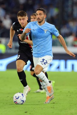 Roma, İtalya 23.09.2023: Lazio 'dan Danilo Cataldi İtalya Serie A TIM 2023-2024 5 futbol karşılaşması sırasında Roma Olimpiyat Stadyumu' nda SS Lazio 'ya karşı AC Monza.