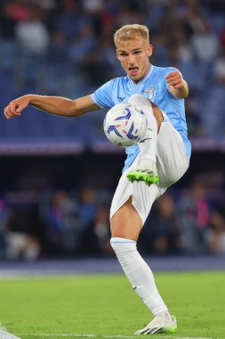 Roma, İtalya 23.09.2023: Lazio 'dan Gustav Isaksen İtalya Serie A TIM 2023-2024 5 futbol karşılaşması sırasında Roma Olimpiyat Stadyumu' nda SS Lazio 'ya karşı AC Monza.
