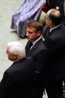 Roma, İtalya 26.09.2023: Emanuelle Macron, 26 Eylül 2023 tarihinde Roma 'nın eski cumhurbaşkanı Giorgio Napolitano' nun cenaze törenine katıldı..