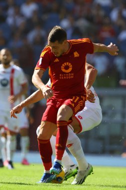 Roma, İtalya 22,10.2023: İtalyan Andrea Belotti İtalya Serie A TIM 2023-2024 futbol maçının dokuzuncu gününde Roma 'daki Olimpiyat Stadyumu' nda AS Romanlar AC Monza 'ya karşı..
