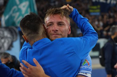 Roma, İtalya 30.10.2023: Lazio 'lu Ciro Immobile penaltıyı 1-0 yendi ve İtalya Serie A TIM 2023-2024 futbol karşılaşmasının 10. gününde Roma Olimpiyat Stadyumu' nda SS Lazio ile ACF Fiorentina arasında kutluyor..