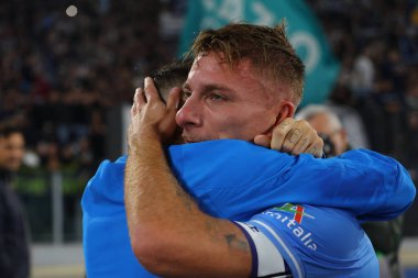 Roma, İtalya 30.10.2023: Lazio 'lu Ciro Immobile penaltıyı 1-0 yendi ve İtalya Serie A TIM 2023-2024 futbol karşılaşmasının 10. gününde Roma Olimpiyat Stadyumu' nda SS Lazio ile ACF Fiorentina arasında kutluyor..