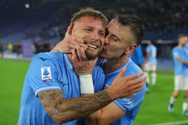 Roma, İtalya 30.10.2023: Lazio 'lu Ciro Immobile penaltıyı 1-0 yendi ve İtalya Serie A TIM 2023-2024 futbol karşılaşmasının 10. gününde Roma Olimpiyat Stadyumu' nda SS Lazio ile ACF Fiorentina arasında kutluyor..