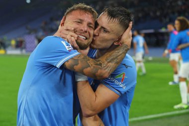Roma, İtalya 30.10.2023: Lazio 'lu Ciro Immobile penaltıyı 1-0 yendi ve İtalya Serie A TIM 2023-2024 futbol karşılaşmasının 10. gününde Roma Olimpiyat Stadyumu' nda SS Lazio ile ACF Fiorentina arasında kutluyor..